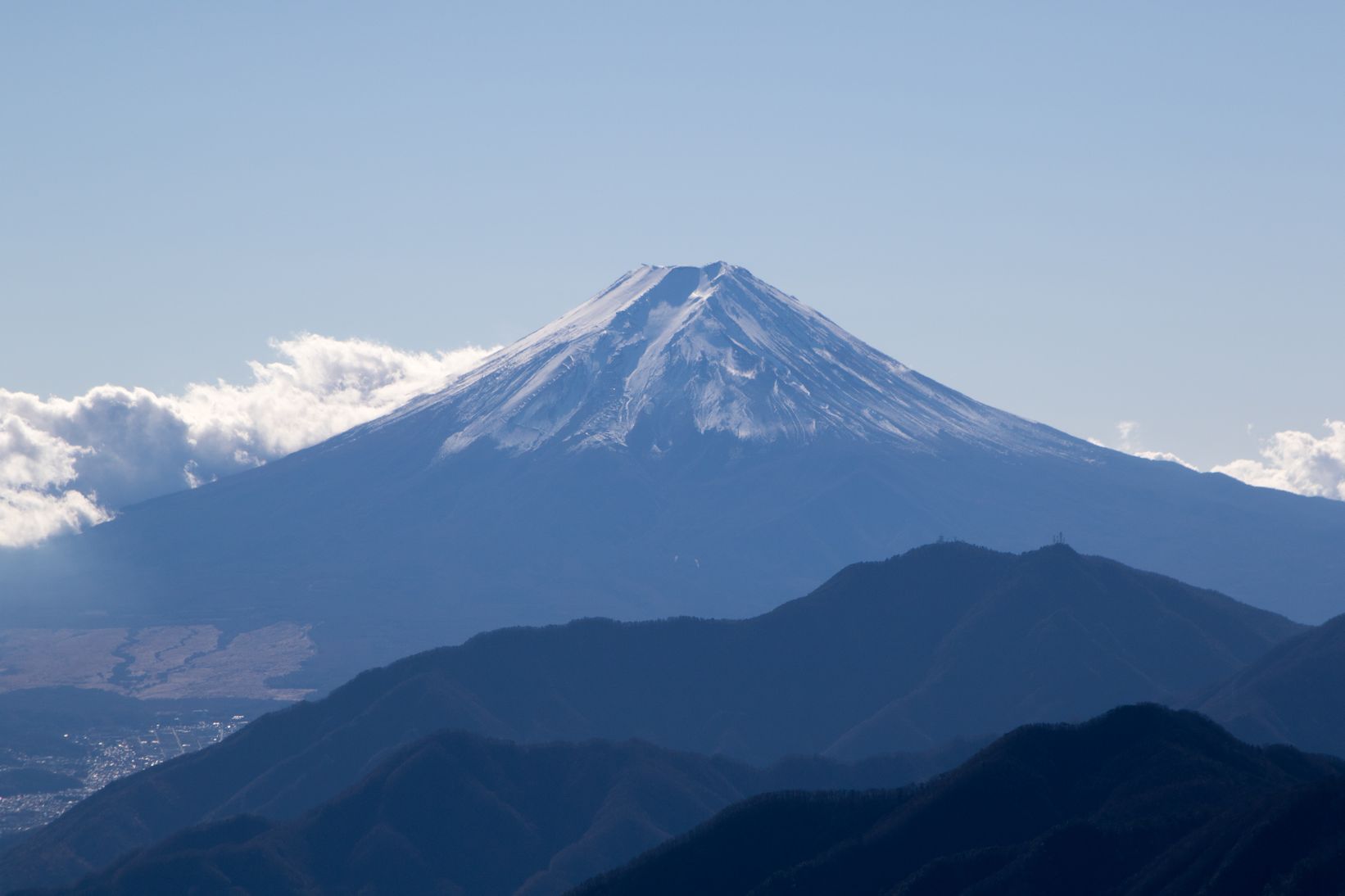 雁ヶ腹摺山 旧五百円紙幣の富士山を求めて Eyes On Peaks